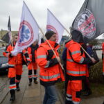 Protest ratowników przed ŚCO / Marzena Mąkosa / Radio Kielce