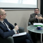 „Polska powojenna: wojna domowa czy nowa okupacja?” - "Kłopoty z historią" w Centrum Edukacyjnym IPN „Przystanek Historia”. Na zdjęciu: Bartłomiej Zapała, dziennikarz Radia Kielce oraz Tomasz Łabuszewski, naczelnik warszawskiego oddziału IPN / Marzena Mąkosa / Radio Kielce