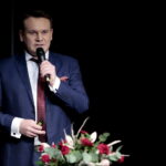 Konwencja PiS.Na zdjęciu: Dominik Tarczyński - poseł PiS / Marzena Mąkosa / Radio Kielce