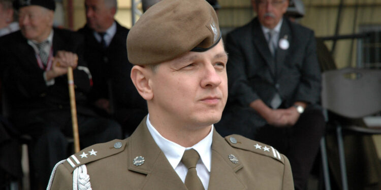płk Artur Barański, dowódca 10. Świętokrzyskiej Brygady Obrony Terytorialnej / MON / PAP