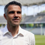 Trener Korony Kielce Gino Lettieri / Marzena Mąkosa / Radio Kielce