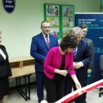 Janik w gm. Kunów. Szkoła od dziś z dostępem do szybkiego internetu szerokopasmowego / Emilia Sitarska / Radio Kielce