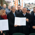 Podpisanie umowy na budowę kolejnego odcinka trasy S7 / Wiktor Dziarmaga / Radio Kielce