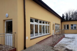 Rozbudowa przedszkola w Staszowie -nowy żłobek i klub dziecięcy / Urząd Miasta Staszów / Radio Kielce