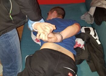 Podejrzewani o rozboje w rękach policji / KMP Kielce
