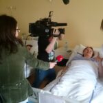 Kielce. Ekipa TVP nagrywa odcinku do serialu o szpitalu w Wojewódzkim Szpitalu Zespolonym / Krzysztof Bujnowicz / Radio Kielce