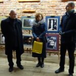 "Tęsknota" - nowa wystawa zorganizowana na ostatniej kondygnacji Bramy Opatowskiej w Sandomierzu / Grażyna Szlęzak-Wójcik / Radio Kielce