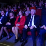 Uroczysta gala z okazji 747 rocznicy nadania praw miejskich. Podczas wydarzenia wręczono statuetki "Jędrzejowianin Roku". Od prawej: Andrzej Pruś, wiceprzewodniczący Sejmiku Województwa Świętokrzyskiego, Krzysztof Lipiec, poseł PiS, Agata Wojtyszek, wojewoda świętokrzyski / Ewa Pociejowska-Gawęda / Radio Kielce