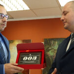 Arabska spółka APCO zainwestuje w Jędrzejowie. Na zdjęciu Mahmoud Othman - prezes spółki APCO oraz Marcin Piszczek - burmistrz Jędrzejowa / Ewa Pociejowska-Gawęda / Radio Kielce