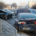 Trzy auta zderzyły się na skrzyżowaniu alei IX Wieków Kielc i ulicy Winnickiej / Kamil Król / Radio Kielce