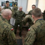 Zajęcia z medycyny pola walki przeprowadzone przez amerykańskich żołnierzy na Bukówce / Marcin Różyc / Radio Kielce