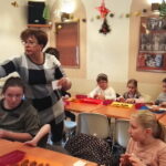 Ferie z krówką opatowską. Warsztaty organizowane przez OSM w Opatowie. / Emilia Sitarska / Radio Kielce