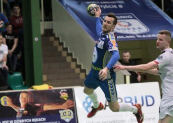 20. kolejkna PGNiG Superligi. Mecz Piotrkowianin Piotrków Trybunalski - PGE Vive Kielce / Krzysztof Bujnowicz / Radio Kielce
