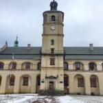 Opactwo cystersów w Wąchocku pojawi się w kolejnych odcinkach serialu "Korona Królów". / Marlena Płaska / Radio Kielce