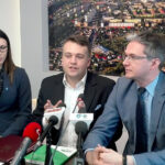 Aneta Nasternak-Kmieć - pełnomocnik ds. rewitalizacji w Urzędzie Miasta Starachowice, prezydent Starachowic Marek Materek, marszałek województwa świętokrzyskiego Adam Jarubas / Tomasz Piwko / Radio Kielce