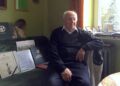 Henryk Dłużewski wśród swoich pamiątek / Robert Szumielewicz / Radio Kielce