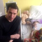 Kielce. Sławomir Szmal odwiedził małych pacjentów w Świętokrzyskim Centrum Pediatrii / Iwona Murawska / Radio Kielce