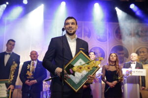 03.02.2017. Kielce. Gala 65. Plebiscytu Świętokrzyskie Gwiazdy Sportu 2016. 3 miejsce: Michał Jurecki – piłka ręczna Vive Tauron Kielce. / Fot. Jarosław Kubalski - Radio Kielce