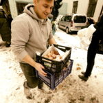 08.02.2018 Kielce. Tłusty Czwartek. Kolejka po pączki do piekarni przy ulicy Wesołej / Jarosław Kubalski / Radio Kielce