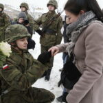 09.02.2018 Kielce. Przysięga wojskowa elewów służby przygotowawczej do Narodowych Sił Rezerwowych. Szeregowy Tomasz Dubaj / Jarosław Kubalski / Radio Kielce