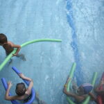 12.02.018 Nowiny. Basen Perła. Ferie. Szkółka pływacka dla dzieci zorganizowana przez TVP3 Kielce / Jarosław Kubalski / Radio Kielce