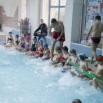 12.02.018 Nowiny. Basen Perła. Ferie. Szkółka pływacka dla dzieci zorganizowana przez TVP3 Kielce / Jarosław Kubalski / Radio Kielce