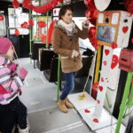 14.02.2018 Kielce. Walentynkowy autobus MPK / Jarosław Kubalski / Radio Kielce