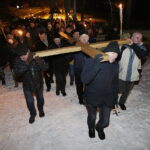 16.02.2018 Droga Krzyżowa z Nowej Słupi na Święty Krzyż w intencji trzeźwości / Jarosław Kubalski / Radio Kielce