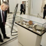 28.02.2018 Warszawa. Sejm RP. Otwarcie wystawy Krzemionki – pradziejowe kopalnie krzemienia pasiastego w drodze do UNESCO / Jarosław Kubalski / Radio Kielce