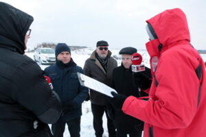 Interwencja. Kopalnia miała dać pracę, ale ma problem z drogą / Piotr Michalski / Radio Kielce