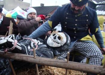 Ścięcie Śmierci w Jedlińsku / youtube.pl