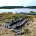 Otoczenie Cedzyny. Zniszczony plac zabaw / Marzena Mąkosa / Radio Kielce