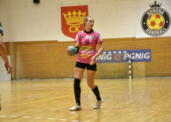 Korona Handball Kielce - UKS PCM Kościerzyna / Marzena Mąkosa / Radio Kielce