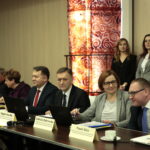 Komisja ds Polski Wschodniej Związku Województw RP w hotelu Tęczowy Młyn. Na zdjęciu: Piotr Rzetelski - Radny Województwa Lubelskiego, Ewa Draus - Radna Województwa Podkarpackiego, Zbigniew Pietrzak - Radny Województwa Warmińsko - Mazurskiego, Bogdan Kawałko - Dyrektor Departamentu Polityki Regionalnej, Urząd Marszałkowski Województwa Lubelskiego, Wioletta Dąbrowska - Dyrektor Departamentu Rozwoju Regionalnego, Urząd Marszałkowski Województwa Podlaskiego, Paweł Wais - Zastępca Dyrektora Departamentu Rozwoju Regionalnego, Urząd Marszałkowski Województwa Podkarpackiego. / Marzena Mąkosa / Radio Kielce