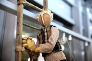 Wystawa „Kosmos Zahry Sabri" - lalki irańskie w Muzeum Zabawy i Zabawek w Kielcach / Marzena Mąkosa / Radio Kielce