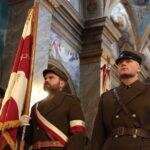 Uroczystości 76. rocznicy przemianowania Związku Walki Zbrojnej na Armię Krajową. Msza święta w Bazylice Katedralnej / Marzena Mąkosa / Radio Kielce