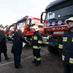 Nowy sprzęt dla świętokrzyskich strażaków. Wręczenie aktu przekazania sprzętu. / Marzena Mąkosa / Radio Kielce