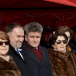 Nowy sprzęt dla świętokrzyskich strażaków. Na zdjęciu: Maria Zuba - poseł na sejm RP, Marek Kwitek - poseł PiS, Krzysztof Słoń - senator RP / Marzena Mąkosa / Radio Kielce