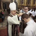 Środa popielcowa w Bazylice Katedralnej. Na zdjęciu biskup Jan Piotrowski / Marzena Mąkosa / Radio Kielce