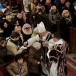 Środa popielcowa w Bazylice Katedralnej. Na zdjęciu biskup Jan Piotrowski / Marzena Mąkosa / Radio Kielce