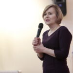 Spotkanie poseł PiS, Anny Krupki z mieszkańcami gminy Miedziana Góra. Na zdjęciu: Anna Krupka - poseł PiS  / Marzena Mąkosa / Radio Kielce