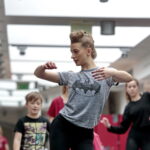 Warsztaty taneczne dla dzieci i młodzieży organizowane przez Kielecki Teatr Tańca. Na zdjęciu: Joanna Polowczyk / Marzena Mąkosa / Radio Kielce