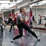 Warsztaty taneczne dla dzieci i młodzieży organizowane przez Kielecki Teatr Tańca. Na zdjęciu: Joanna Polowczyk / Marzena Mąkosa / Radio Kielce