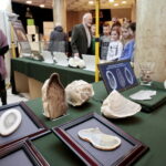 Giełda minerałów w Kieleckim Centrum Kultury. Kamienie szlachetne / Marzena Mąkosa / Radio Kielce