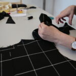 Warsztaty szycia ręcznego w Ambasadzie Dizajnu / Marzena Mąkosa / Radio Kielce