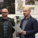 Rozstrzygnięcie konkursu na wykonanie projektu ulicy Bodzentyńskiej w Instytucie Dizajnu. Na zdjęciu: Janusz Janik i Wojciech Głowacki / Marzena Mąkosa / Radio Kielce