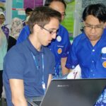 Maciej Kowalski, uczeń połanieckiego elektronika, zdobył złoty medal na prestiżowym konkursie wynalazczości w Bangkoku / Mariusz Zyngier