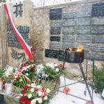 09.02.2018 Kielce. Cmentarz Stary. Uroczystość upamiętniająca 78 rocznicę I wywózki na Sybir Polaków po zajęciu Kresów Wschodnich przez wojska Związku Sowieckiego we wrześniu 1939 roku / Wiktor Dziarmaga / Radio Kielce