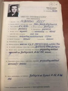 Dokumenty dotyczące dziadka posła Dominika Tarczyńskiego / Dominik Tarczyński