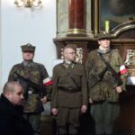 Pińczów. Odsłonięcie tablicy poświęconej Włodzimierzowi Kołaczkiewiczowi w Sanktuarium Matki Bożej Mirowskiej / Kamil Włosowicz / Radio Kielce